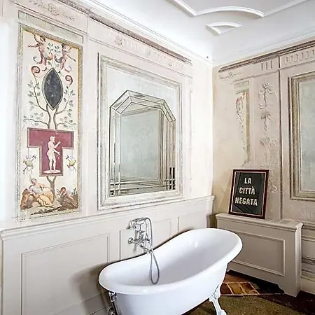 Oltrarno Splendid Bed & Breakfast 4*