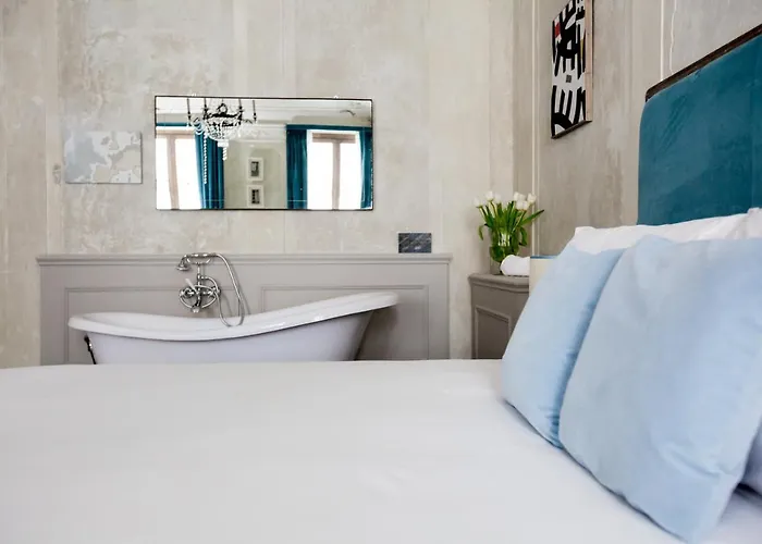 Bed & Breakfast Oltrarno Splendid