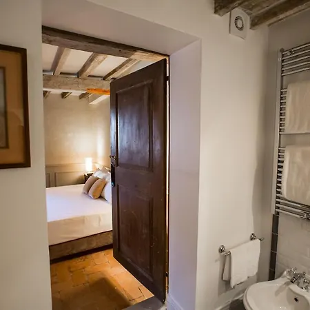 Bed & Breakfast Oltrarno Splendid 4*