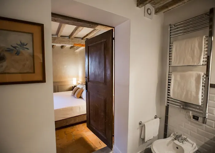 Bed and Breakfast Oltrarno Splendid 4*